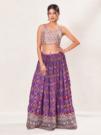 Vamas Threadwork Motif Embroidery Round Neck Sleeveless Blouse