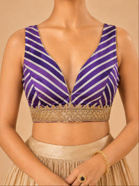 Laherya Printed Plunging V Neckline Sleeveless Blouse