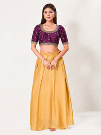 Round Neck Machine Embroidery Wedding Wear Blouse