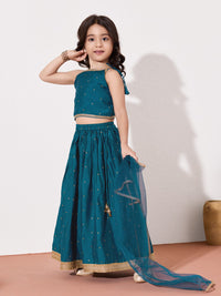 Girls Embellished Lehenga Choli With Net Dupatta