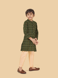 Boys Printed Cotton Kurta And Pyjama Set