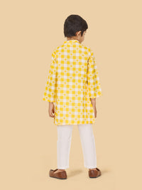 Boys Checked Kurta Pyjama Set