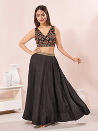 Heavy Abhala Embroidered Multicolored V Neck Navratri Blouse